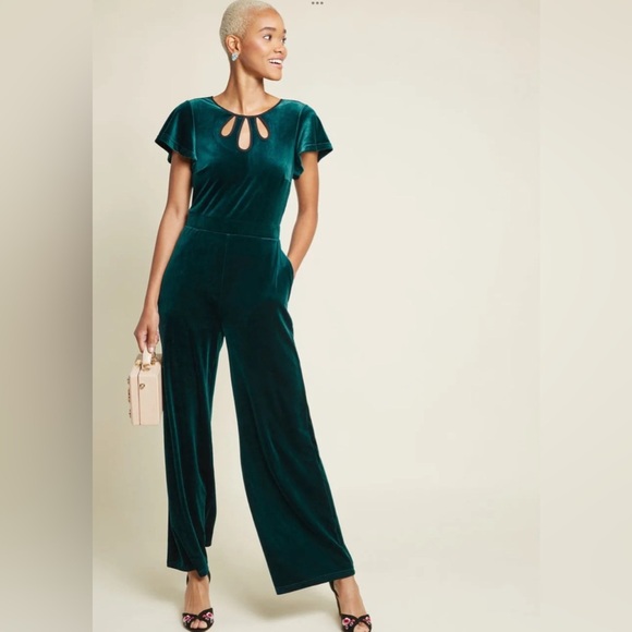 MODCLOTH Jumpsuit Velvet Short Sleeve Wide Leg Pockets Teal Size Large - Picture 1 of 5
